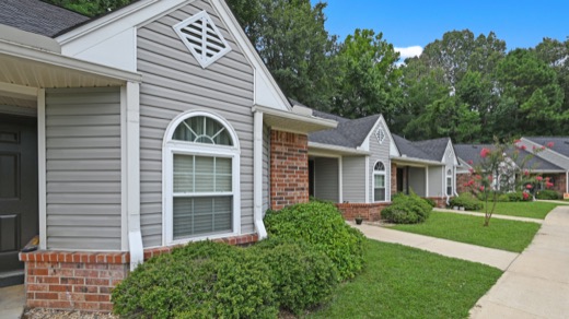 Deer Run Apartments photo 2